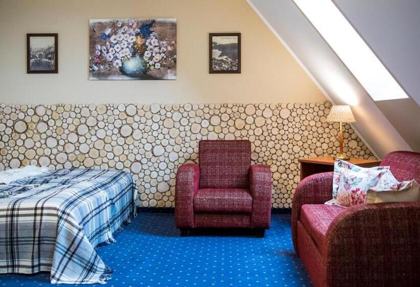 غرفة قياسية ثلاثية, Pensjonat Pod Tatrami