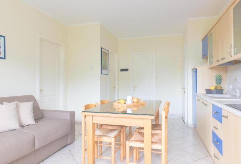 דירת שני חדרים, Residence Terry