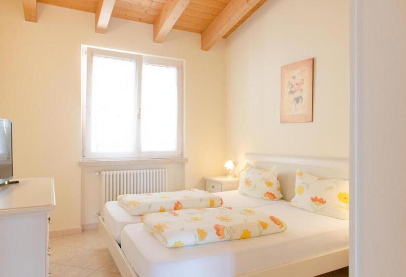 דירת חדר דלוקס, Residence Terry