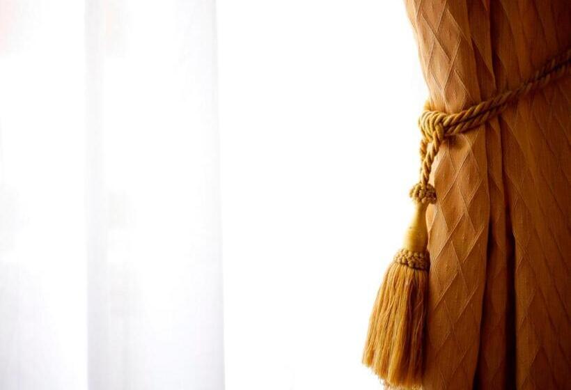 اتاق استاندارد یک نفره, Ristorante Garibaldi