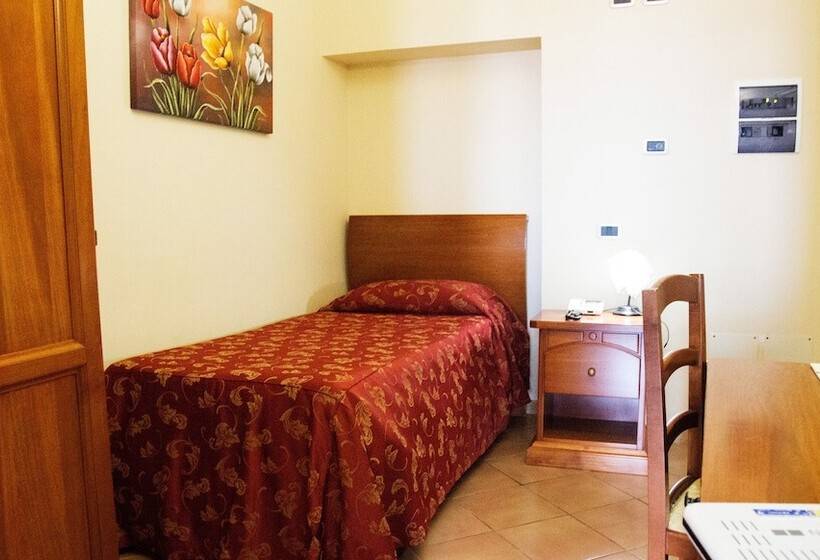 اتاق استاندارد یک نفره, Ristorante Garibaldi