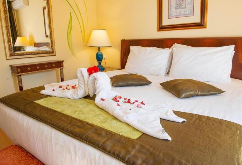 Classic room with balcony, Simsek