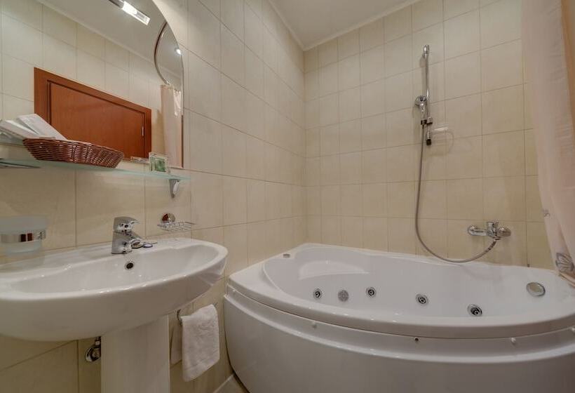 컴포트 룸, Sonata On Nevsky 11