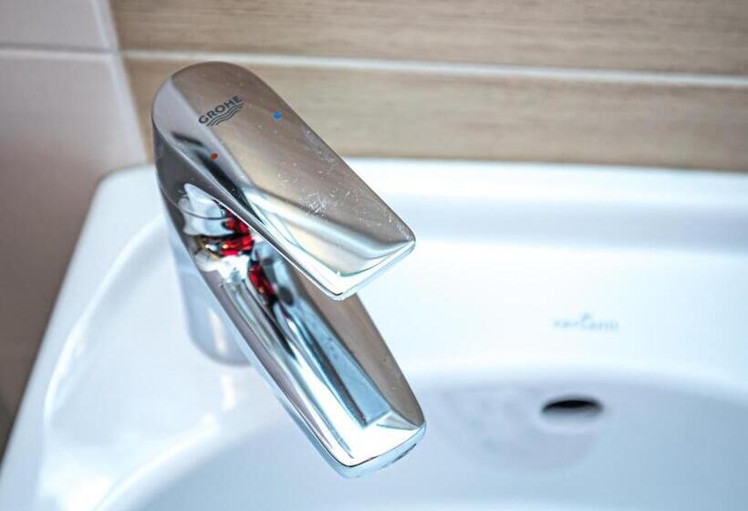 四人标准间, Tatra House Residence