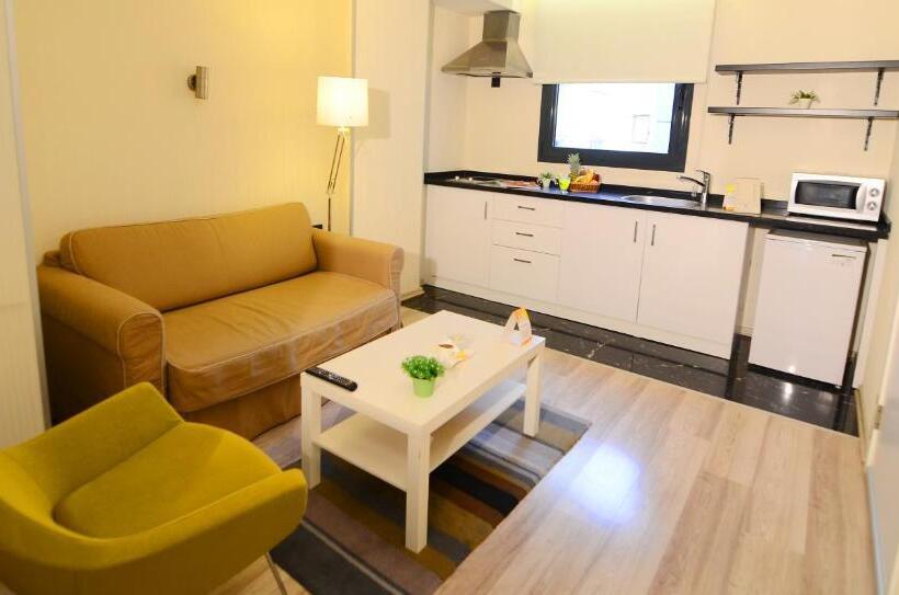 سوییت, Tempo Suites Airport