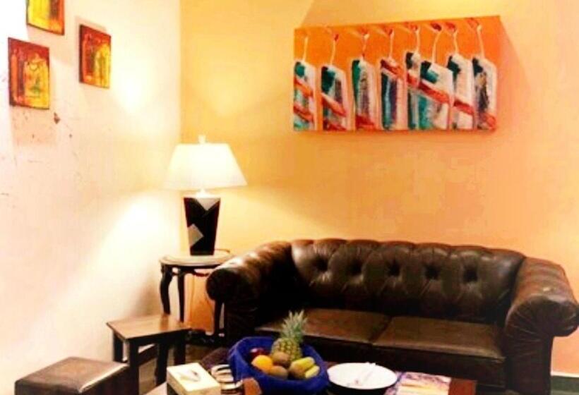 سوییت لوکس, Torino Hotel Amman