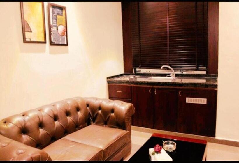 سوییت لوکس, Torino Hotel Amman