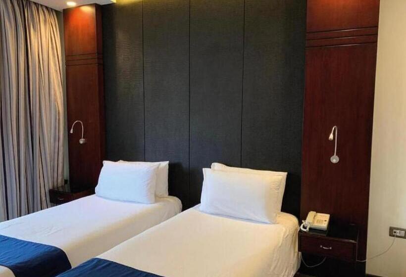 اتاق خانوادگی, Torino Hotel Amman