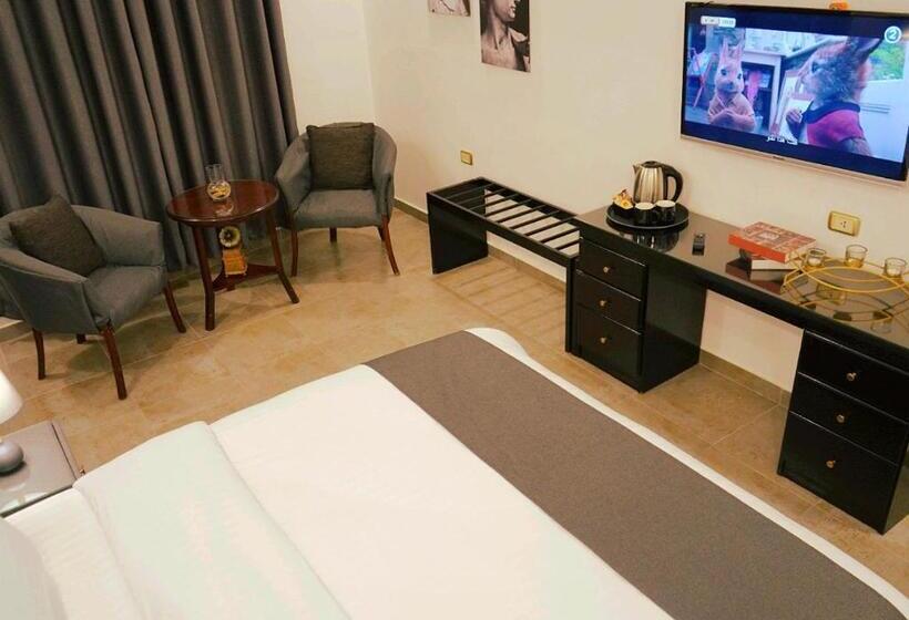 اتاق خانوادگی, Torino Hotel Amman