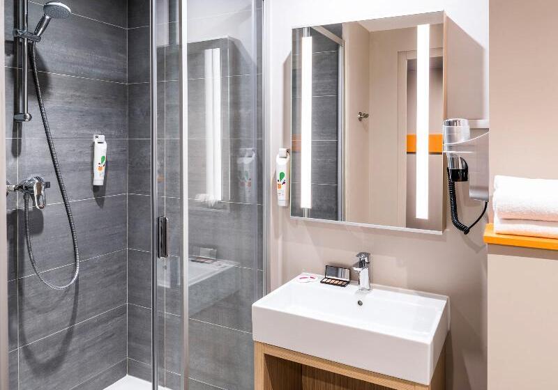 اتاق خانوادگی, Torino Hotel Amman