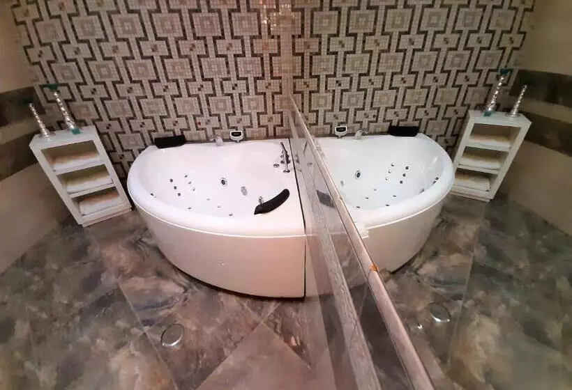 エクゼクティブスイート, Regina Di Saba   Hotel Villa Per Ricevimenti