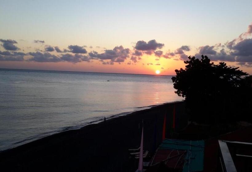 חדר דלוקס עם נוף, Amed Beach Villa