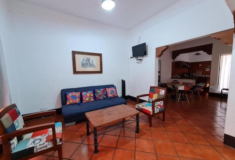 Семейное Студио, Suites Del Centro