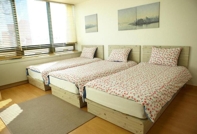 스탠다드 트리플 룸, Sam Stay Hongdae