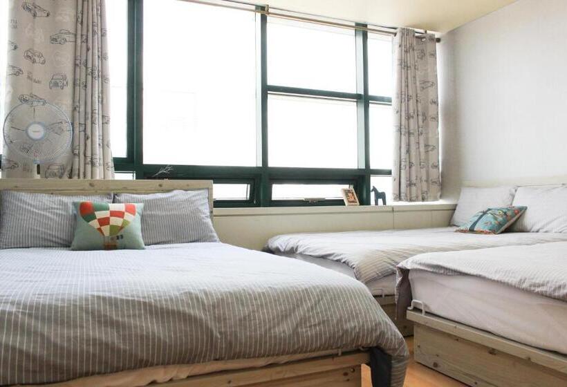 Quarto Familiar Deluxe, Sam Stay Hongdae