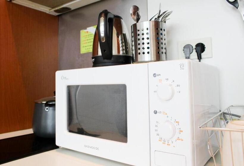 Quarto Familiar Deluxe, Sam Stay Hongdae