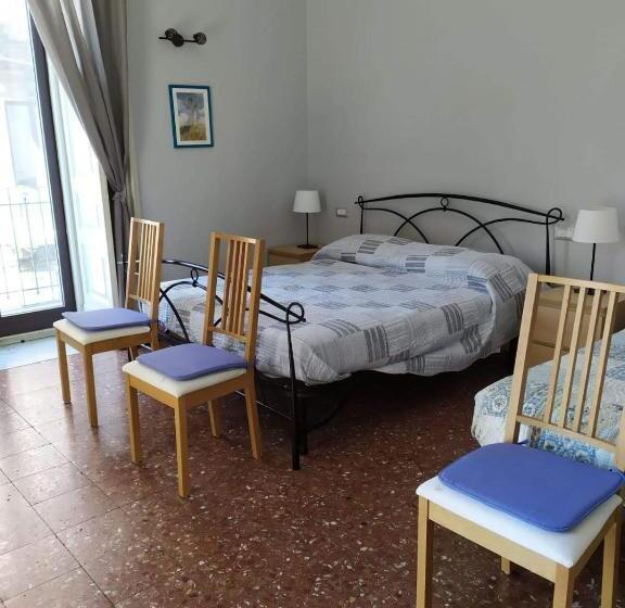 غرفة كومفورت ثلاثية, B&b A Casa Di Giosi