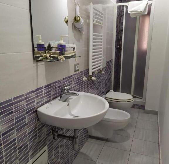 غرفة قياسية ثلاثية مع حمام خارجي, B&b A Casa Di Giosi