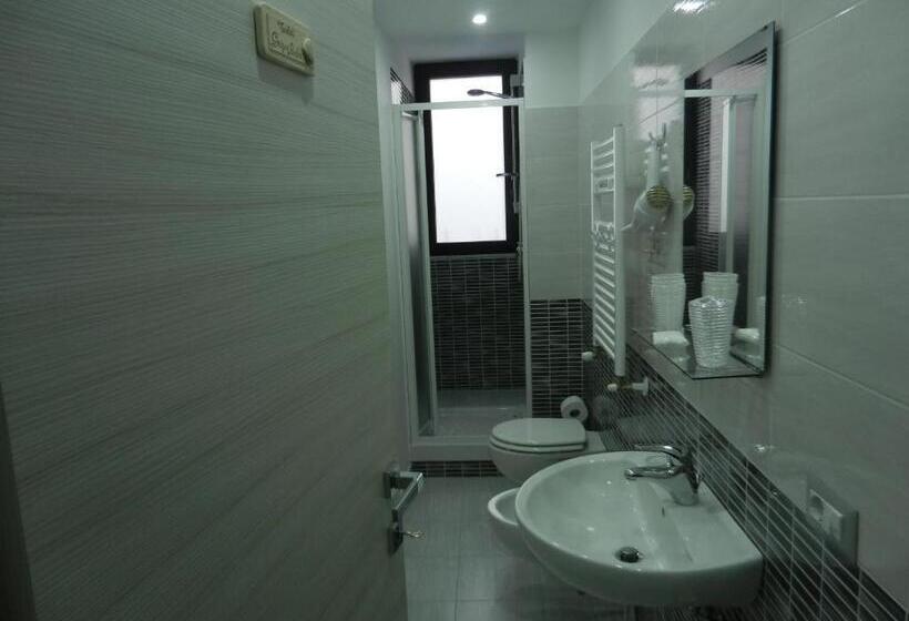 غرفة قياسية مع حمام خارجي, B&b A Casa Di Giosi