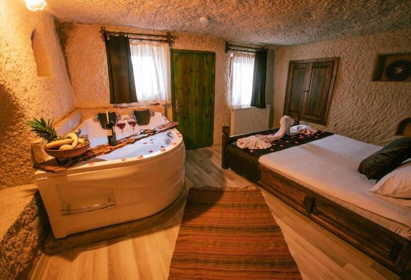 سوئیت با وان آب گرم, Mia Cappadocia Cave