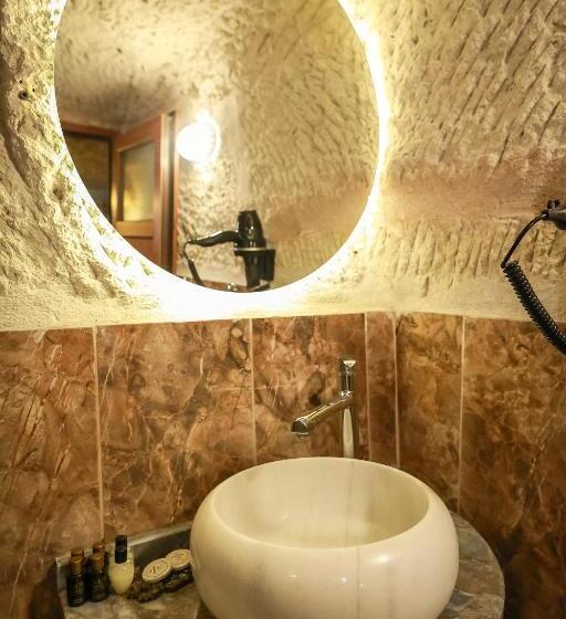 اتاق استاندارد با بالکن, Mia Cappadocia Cave