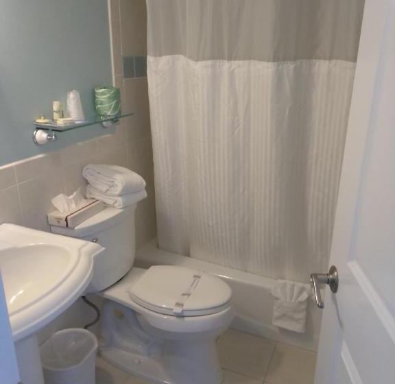 豪华海景房带阳台, Sea Crest Inn