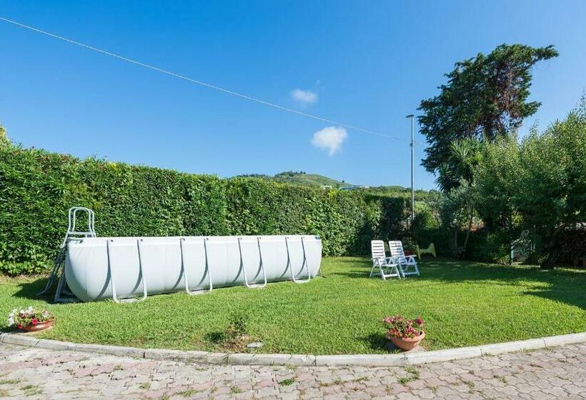 اتاق استاندارد, B&b Il Girasole