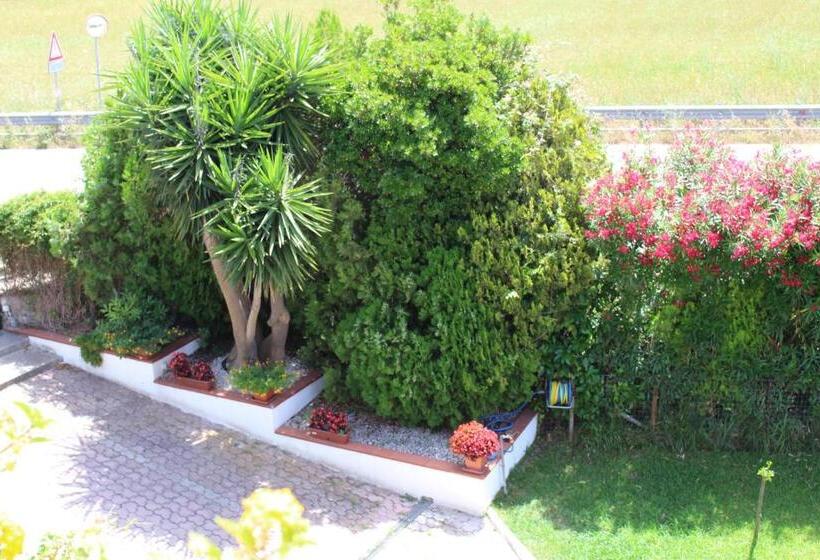 اتاق استاندارد, B&b Il Girasole