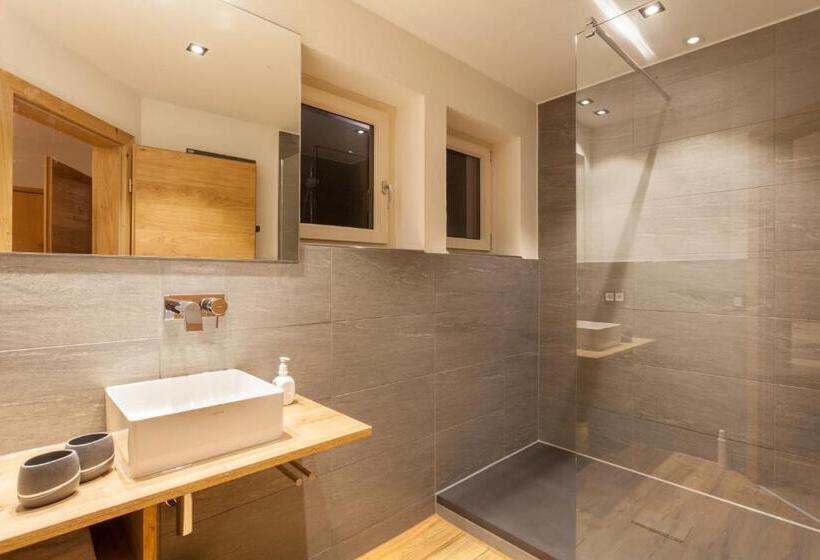 Люкс с Балконом, Panorama Allgäu Spa Resort