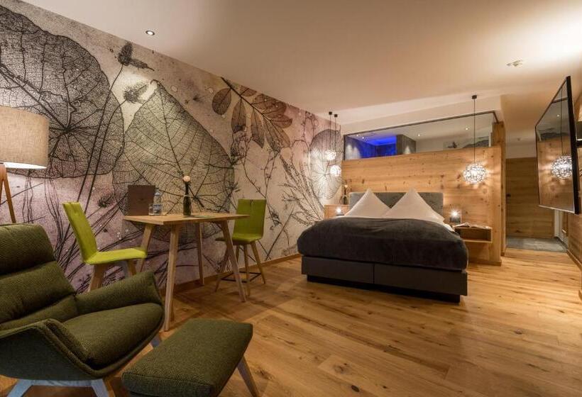 Полулюкс Одноместный с Террасой, Panorama Allgäu Spa Resort