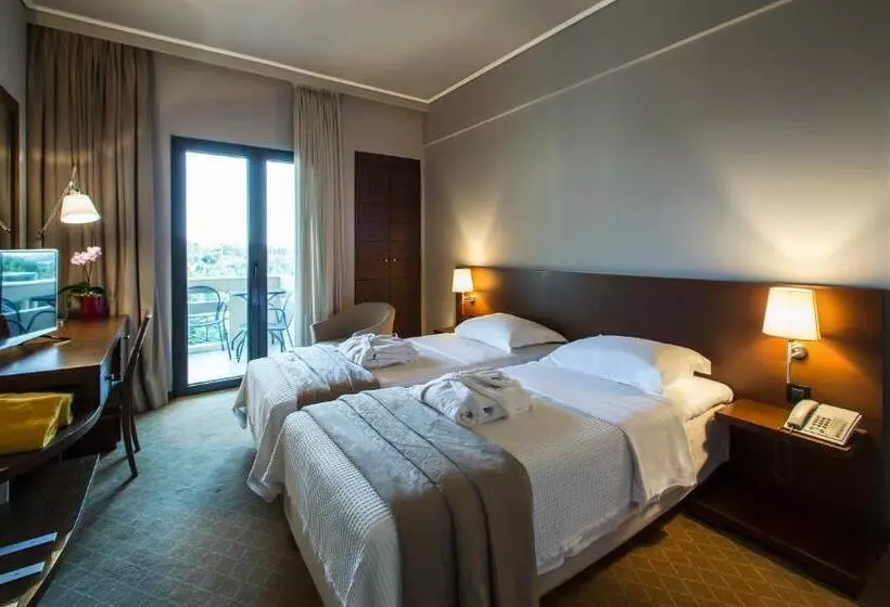 Chambre Standard, Dekelia