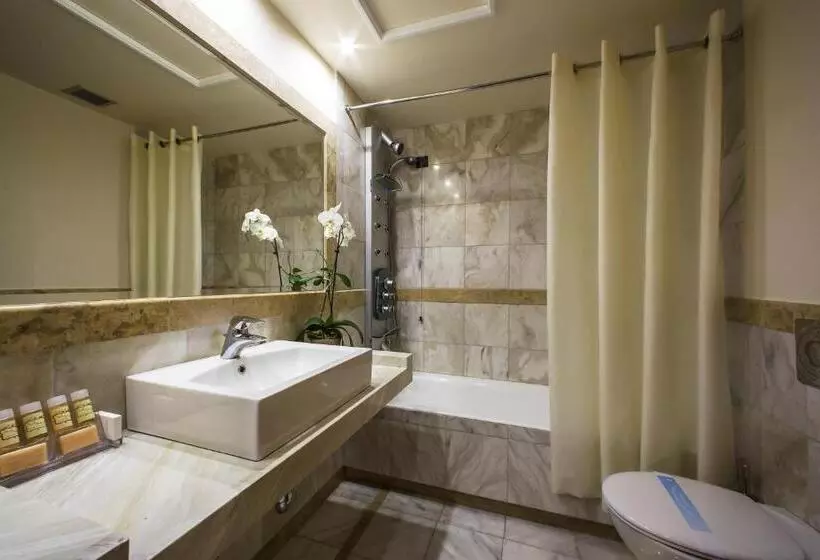 Chambre Supérieure, Dekelia
