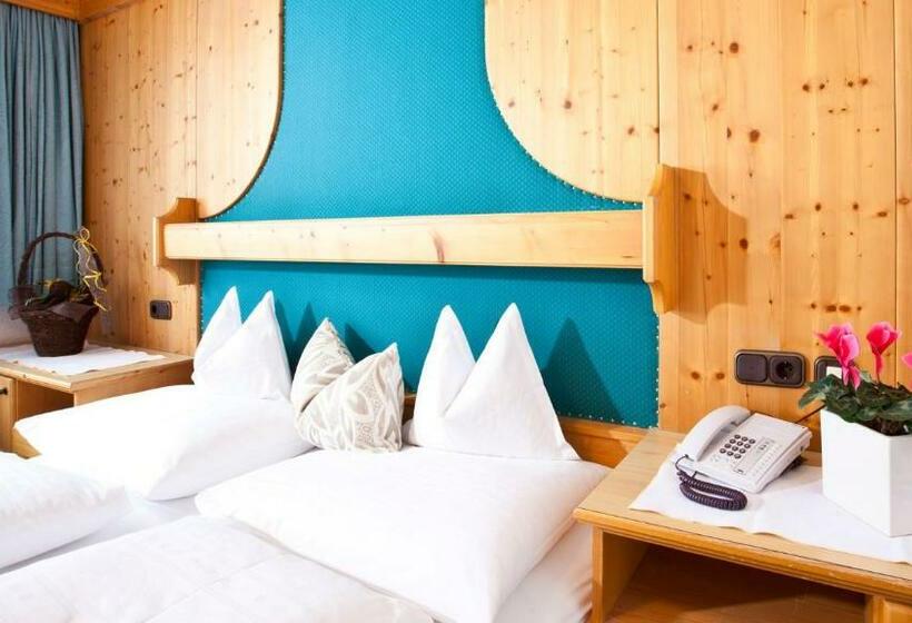 اتاق استاندارد, Pension Jaqueline