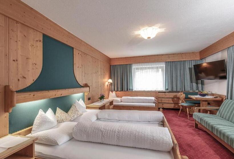 اتاق استاندارد سه نفره, Pension Jaqueline