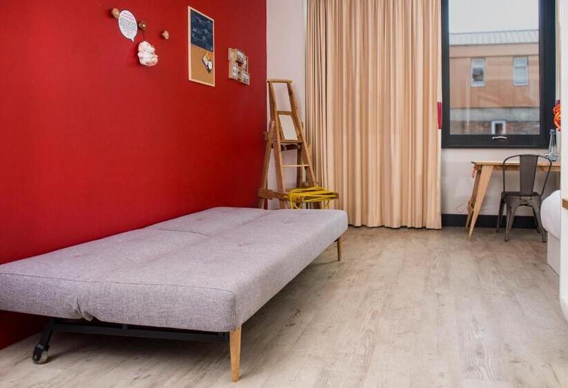 Номер Executive, The Corner London City