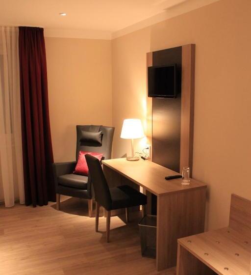 스탠다드 룸, Troll S Brauhaus