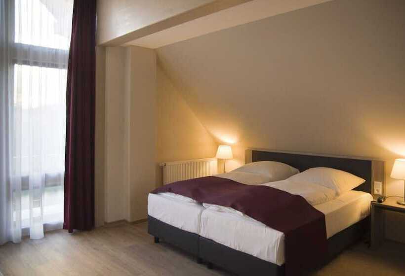 수피리어 룸, Troll S Brauhaus