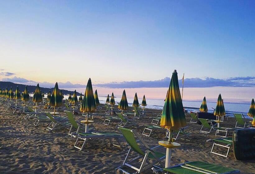 استودیوی استاندارد, Villaggio San Pablo