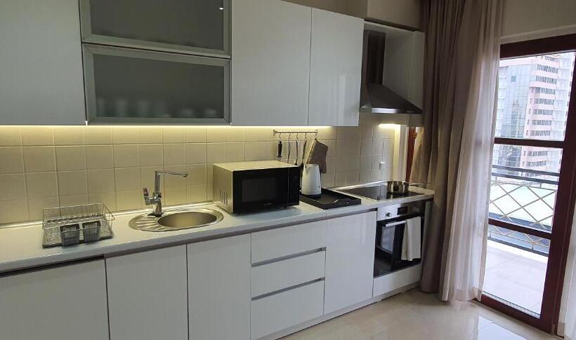 آپارتمان مدیریتی 3 خوابه, Somerset City Centre Atyrau