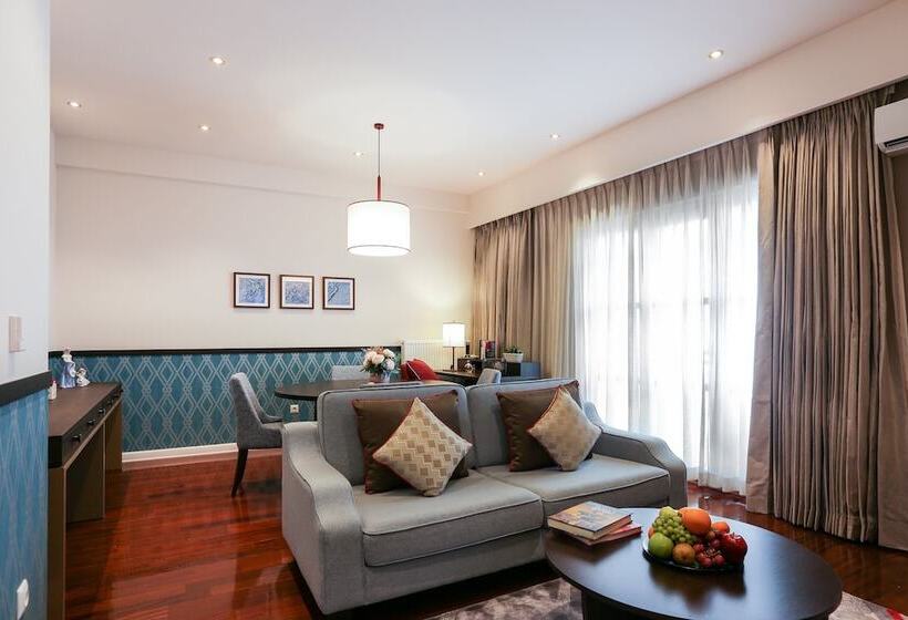 آپارتمان مدیریتی 2 خوابه, Somerset City Centre Atyrau