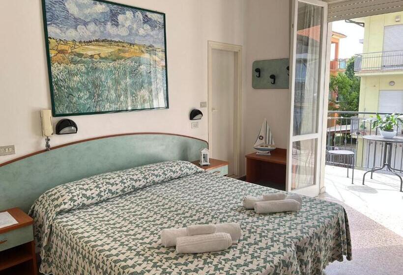 اتاق استاندارد با تراس, Blue Sky