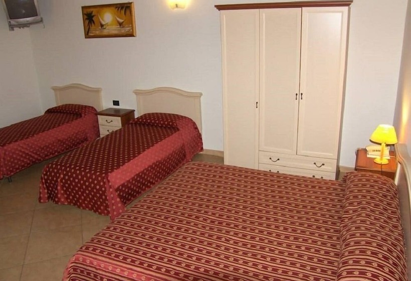 חדר סטנדרט לארבעה, Genius