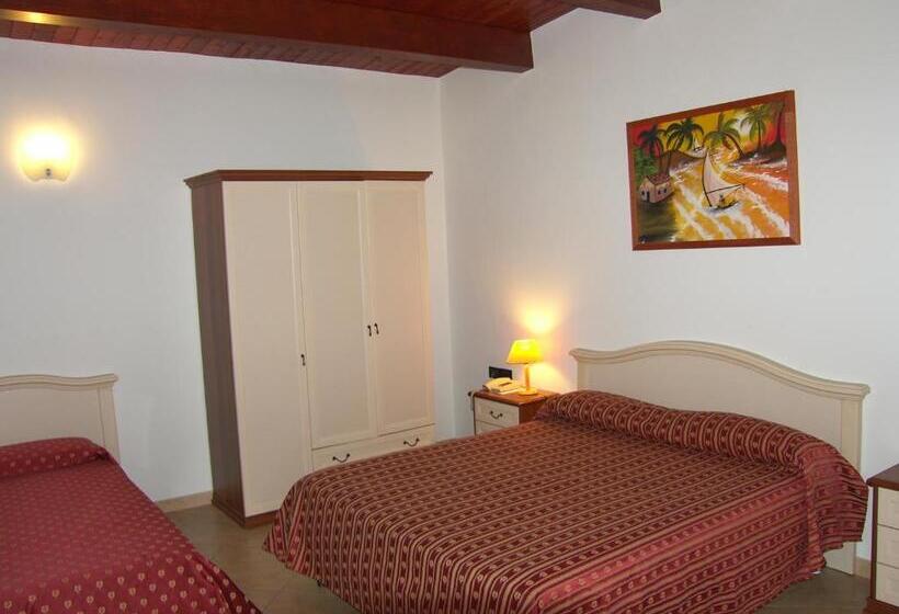 חדר סטנדרט לארבעה, Genius