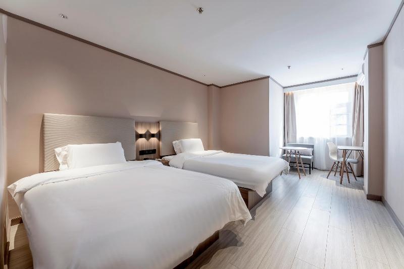 Номер Стандарт, Hanting  Zhangzhou Longjiang Building