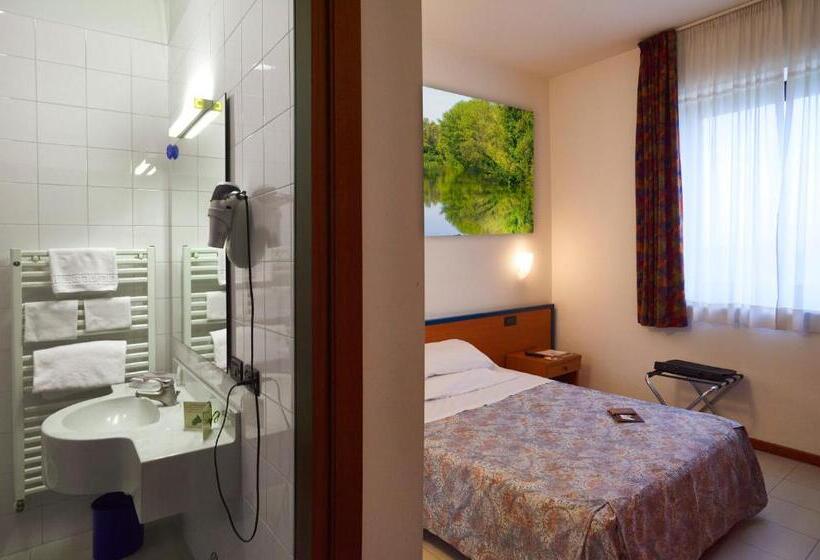 Номер Стандарт Индивидуальный, Il Maglio