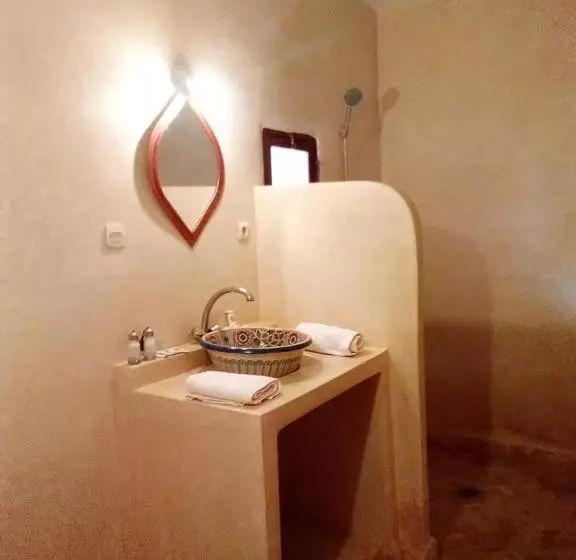 اتاق خانوادگی, Kasbah Erg Chebbi