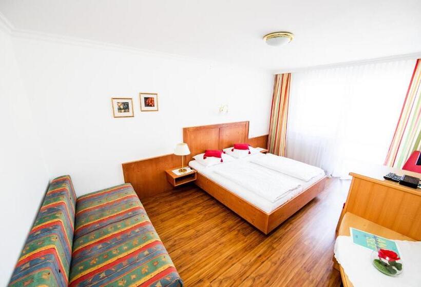 Номер Стандарт, Landgasthof Zur Goldenen Traube