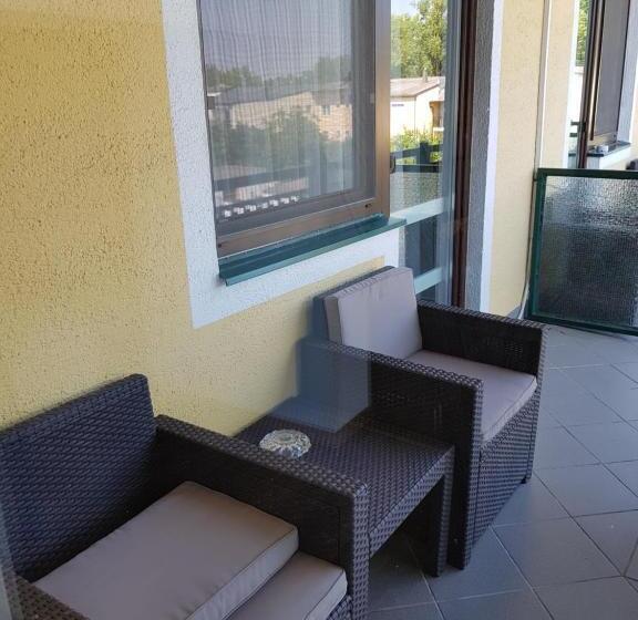 Номер Стандарт, Landgasthof Zur Goldenen Traube