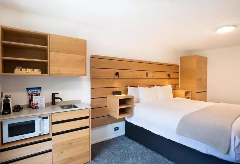 インサイドのスタンダードスタジオ, Lomond Lodge Motel & Apartments