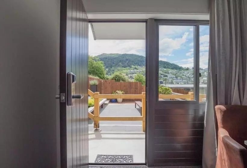 インサイドのスタンダードスタジオ, Lomond Lodge Motel & Apartments